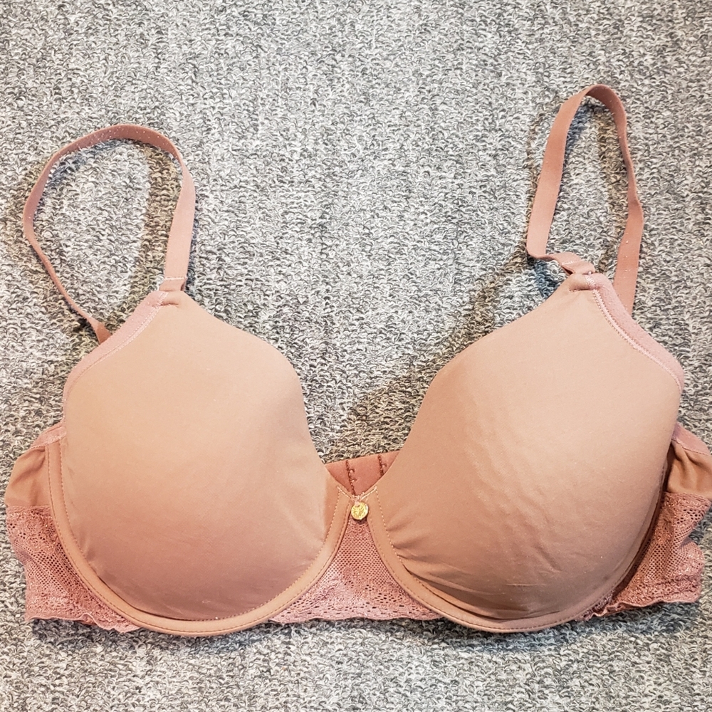 Natori 36D bra with underwires